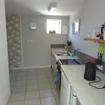 Modern One Bedroom * Saint-Mande-sur-Bredoire