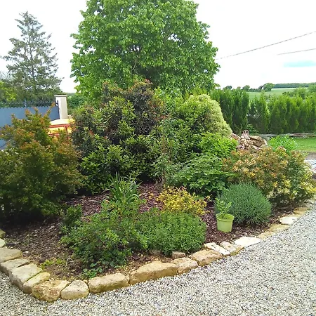 Modern One Bedroom *