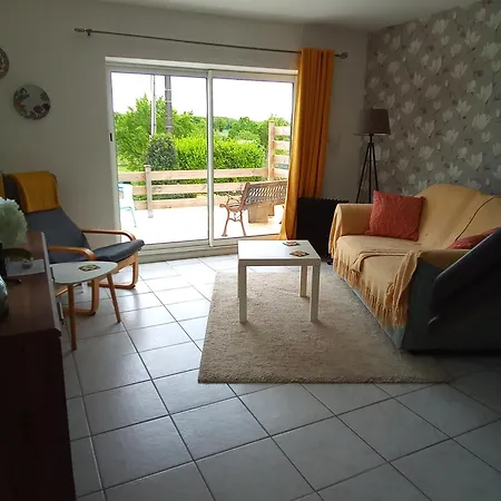 Modern One Bedroom *