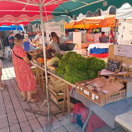 Modern One Bedroom Chalet